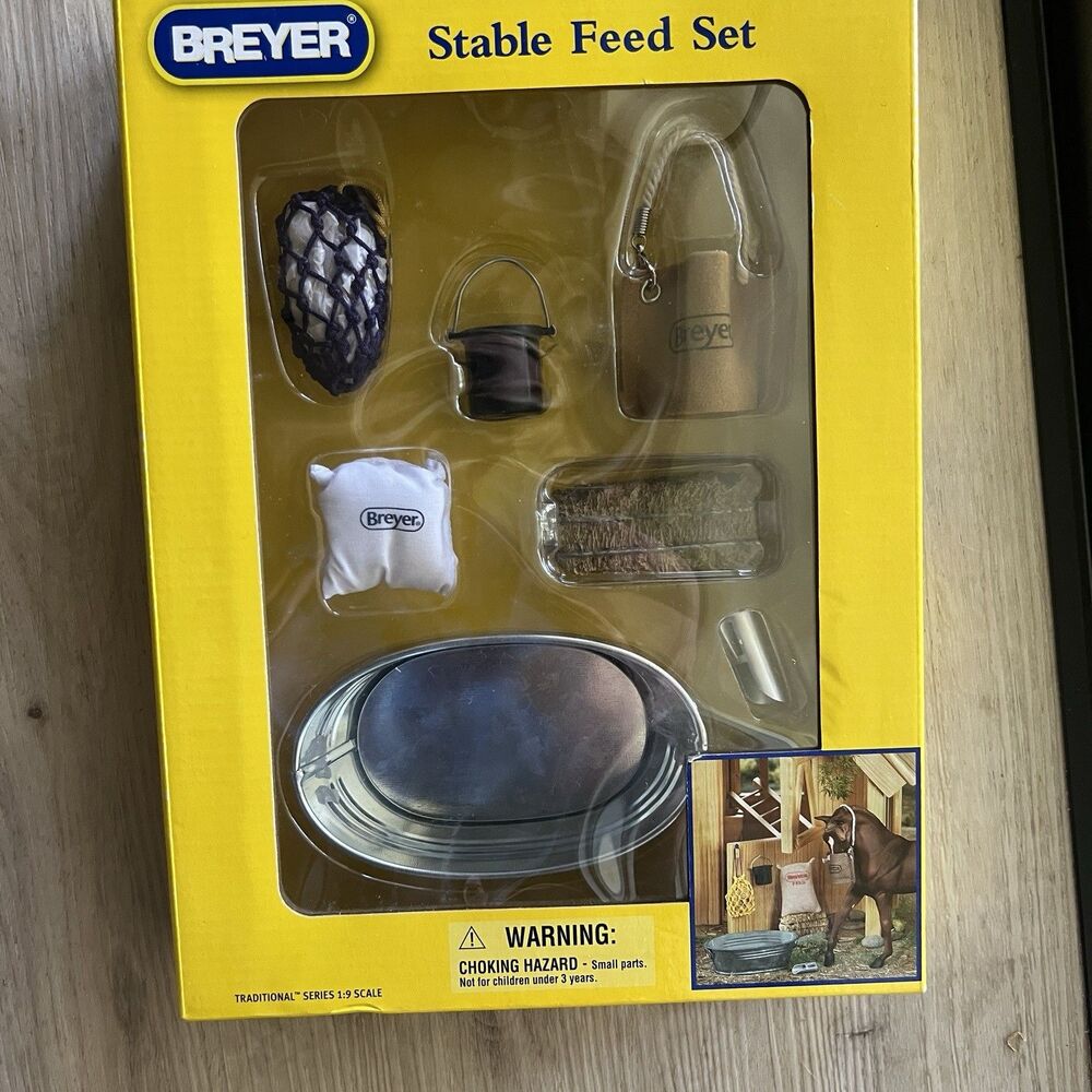 Breyer Horses Traditional Series Accessory Stable Feeding Set Model #2497